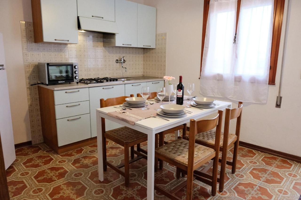 Peaceful Flat With Direct Beach Access Beahost Rosolina Mare Eksteriør billede